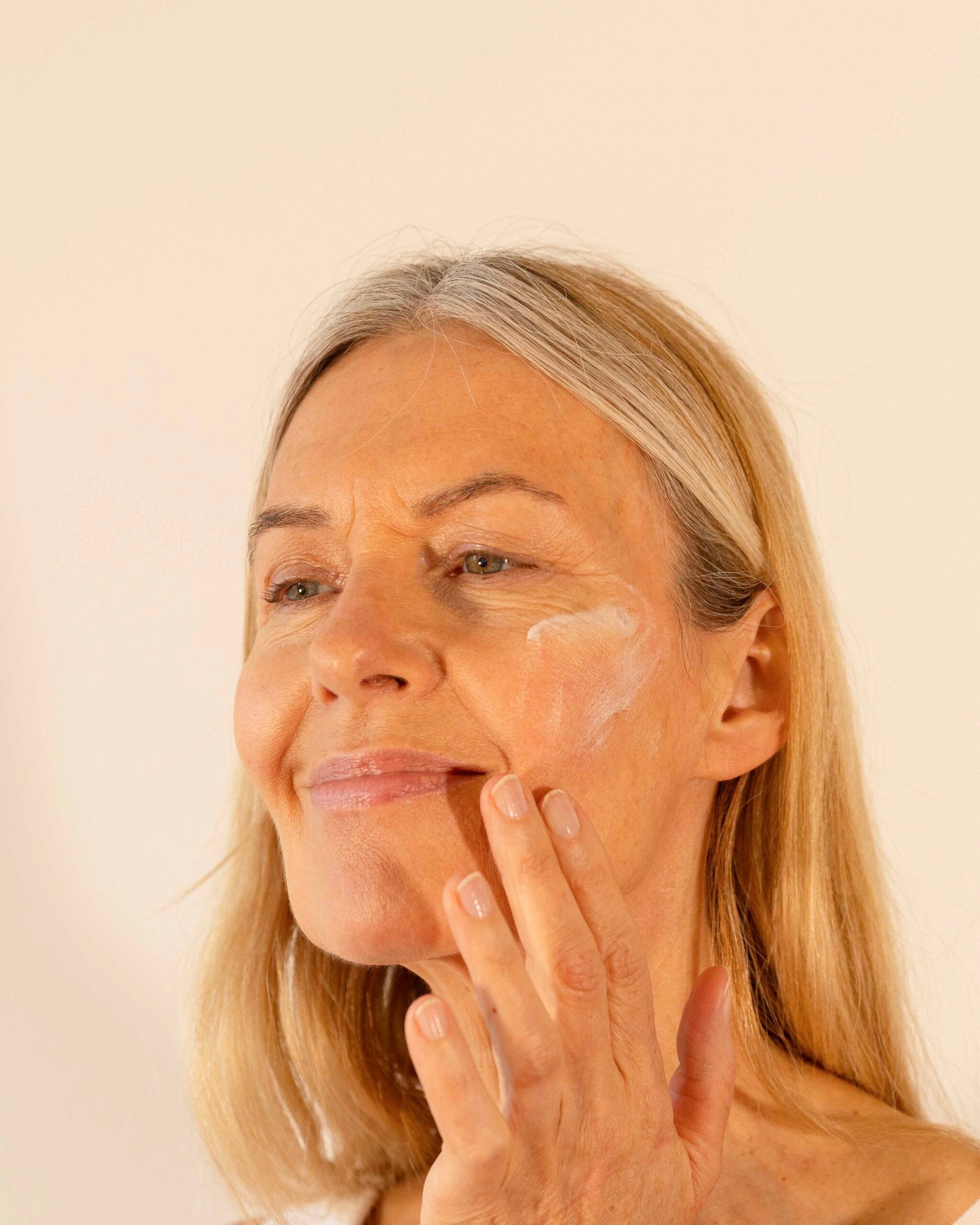 How to Tan If You Have Eczema — A Complete Guide for Sensitive Skin