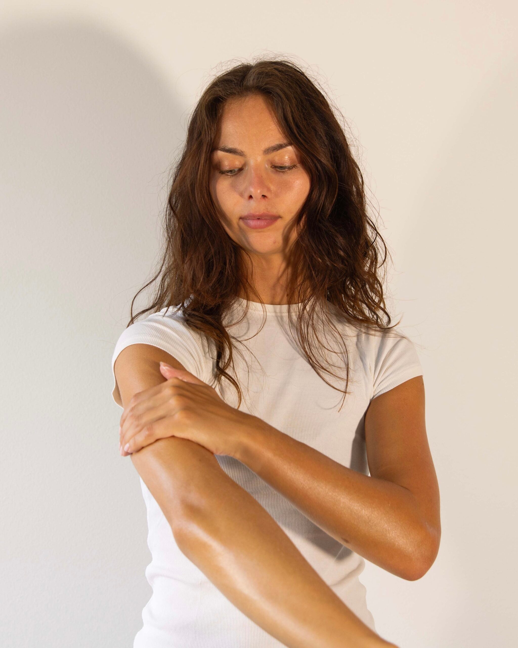 How to Tan With Very Sensitive Skin — The Complete Guide to a Glow That Doesn't Burn